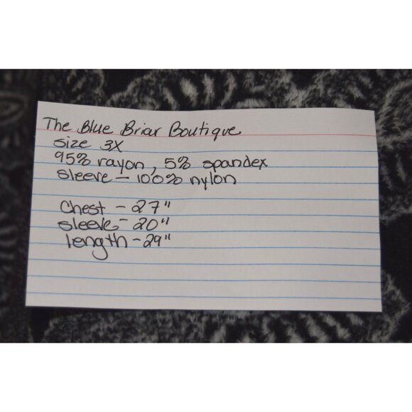 The Blue Briar Gray/ Rose Lace Top size 3X - Picture 5 of 5